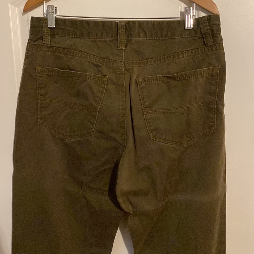 Tommy Hilfiger khaki’s. 34x34 - Picture 3 of 3